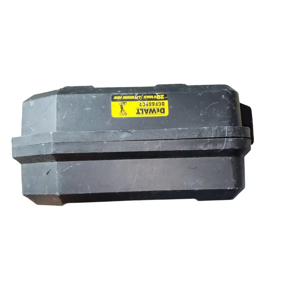 DEWALT GUC MEDIUM PLASTIC STORAGE CASE